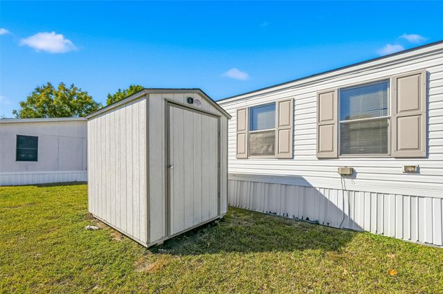 607 Keats Road, Wilmer, TX 75172