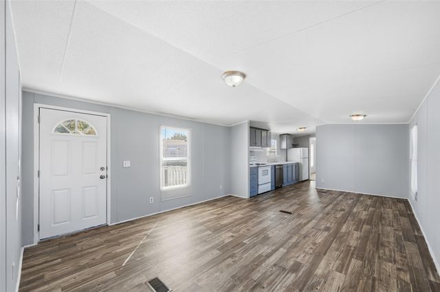 607 Keats Road, Wilmer, TX 75172