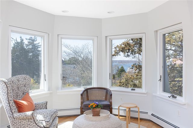 18 Lugger Street, Jamestown, RI 02835