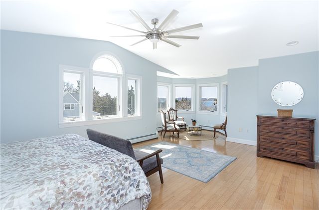 18 Lugger Street, Jamestown, RI 02835