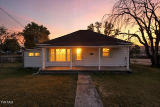 1320 Mimosa Drive, Kingsport, TN 37660