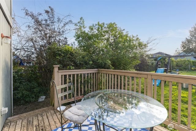 1222 S Sheridan Avenue, Tacoma, WA 98405