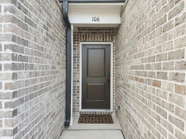 106 Periwinkle Place, Clayton, NC 27527