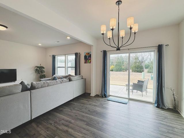 106 Periwinkle Place, Clayton, NC 27527