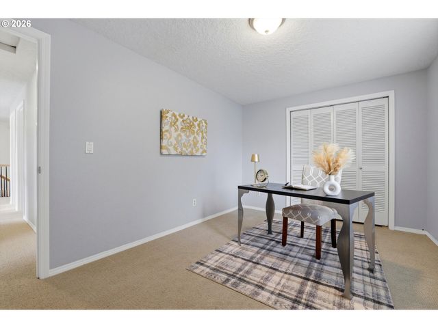 20520 MARTIN Ct, West Linn, OR 97068