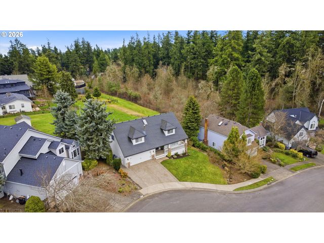 20520 MARTIN Ct, West Linn, OR 97068