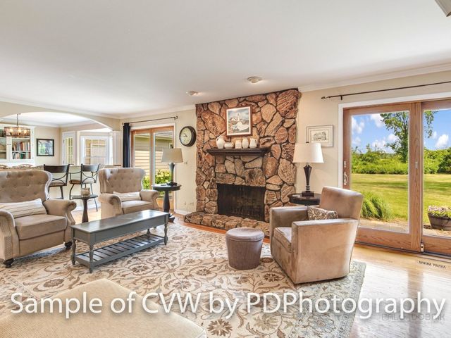 1900 Hickory Knoll Drive, Deerfield, IL 60015
