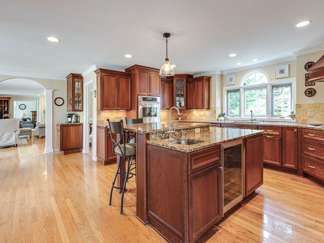 1900 Hickory Knoll Drive, Deerfield, IL 60015