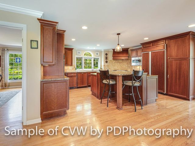 1900 Hickory Knoll Drive, Deerfield, IL 60015