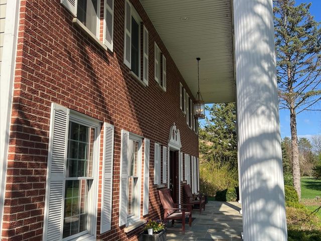 1900 Hickory Knoll Drive, Deerfield, IL 60015