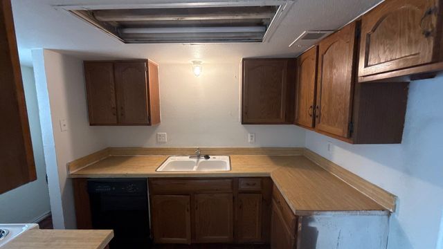 7030 Fair Oaks Avenue 117, Dallas, TX 75231