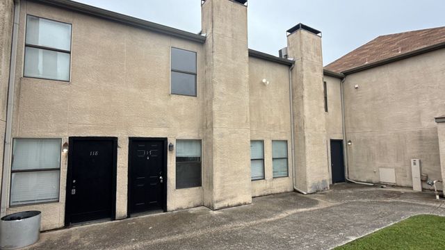7030 Fair Oaks Avenue 117, Dallas, TX 75231