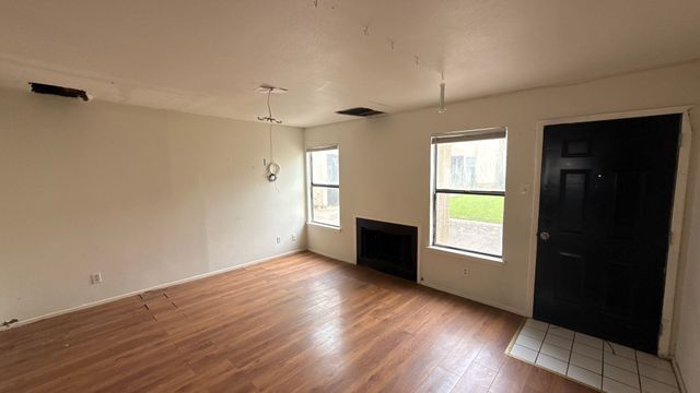 7030 Fair Oaks Avenue 117, Dallas, TX 75231