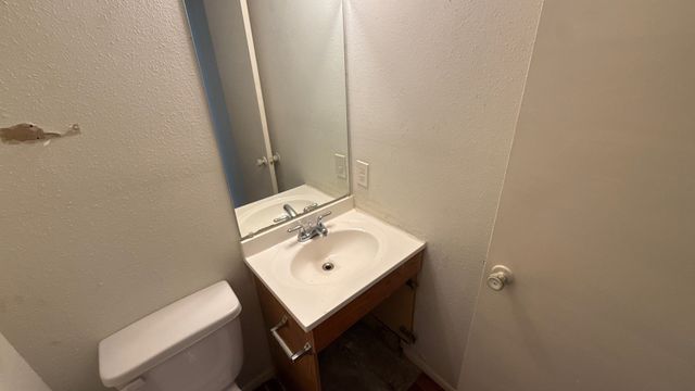 7030 Fair Oaks Avenue 117, Dallas, TX 75231