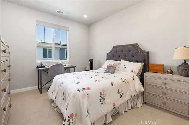1472 W Sunrise Lane, San Pedro, CA 90732