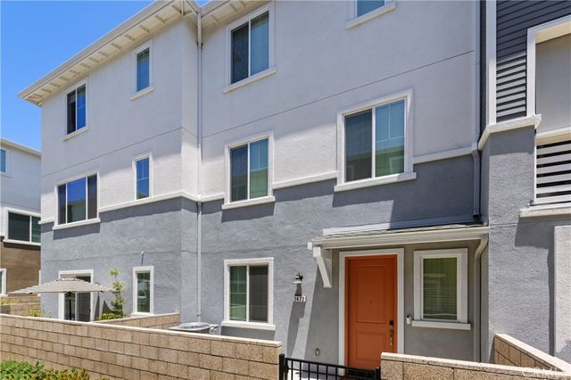 1472 W Sunrise Lane, San Pedro, CA 90732