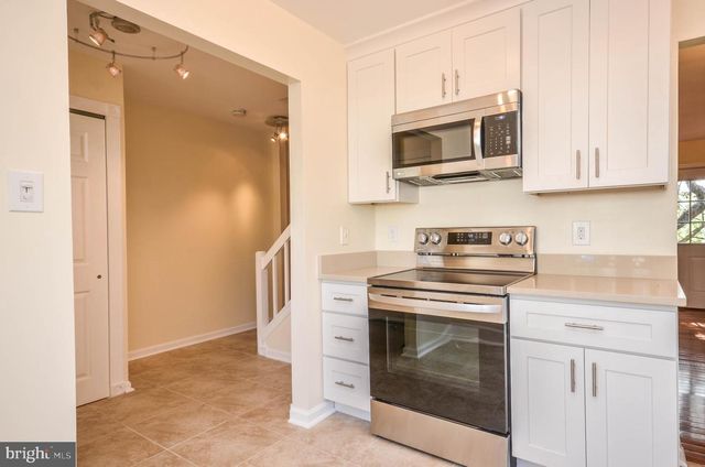 12104 PIKEVIEW TER, Germantown, MD 20874