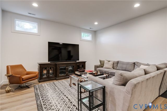 2317 Carrington St, Richmond, VA 23223