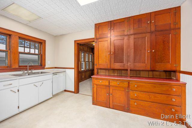 1310 Union Avenue NE, Grand Rapids, MI 49505