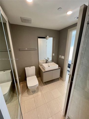 1000 Brickell Plaza 4410, Miami, FL 33131