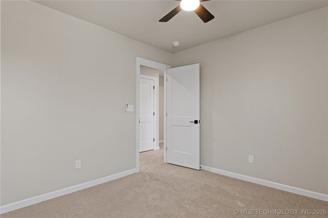 604 S Division Street, Coweta, OK 74429