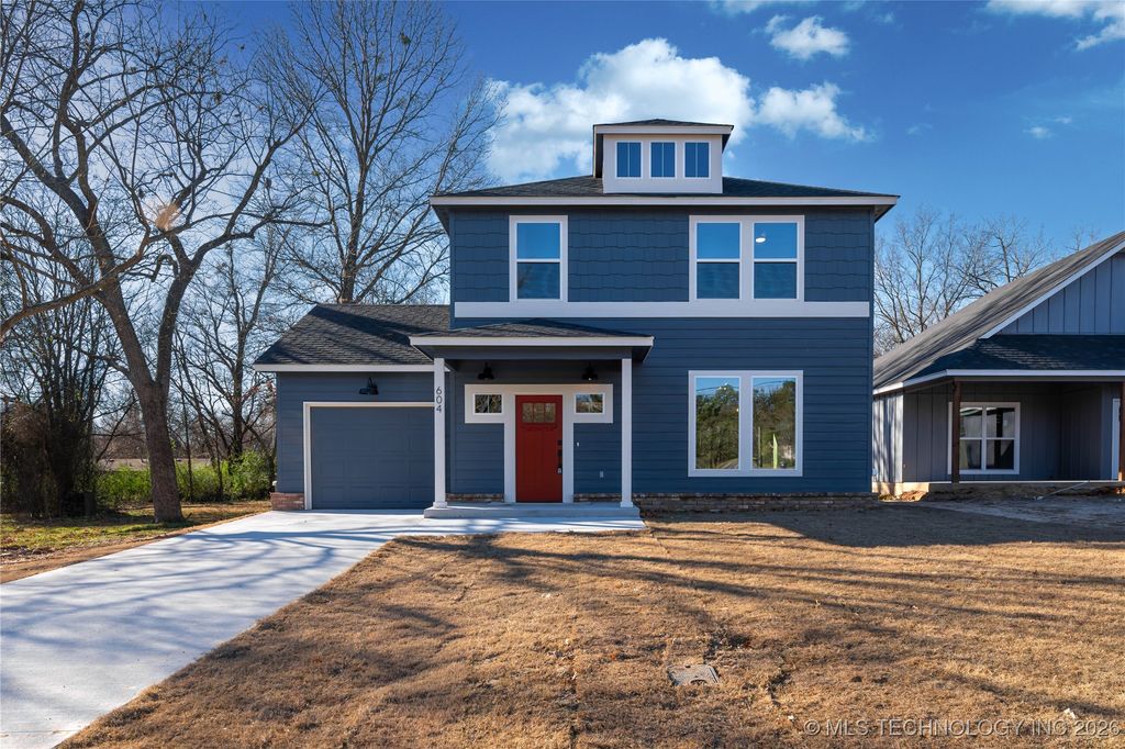 604 S Division Street, Coweta, OK 74429