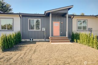 413 Trustee Street SW #B, Ocean Shores, WA 98569
