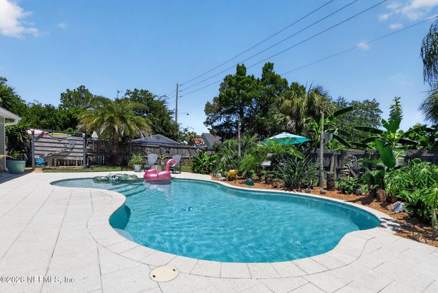 1115 PALM Circle, Jacksonville Beach, FL 32250