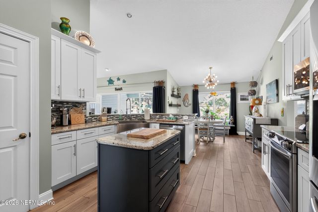 1115 PALM Circle, Jacksonville Beach, FL 32250