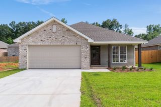 12 Jackson Square Dr., Hattiesburg, MS 39402