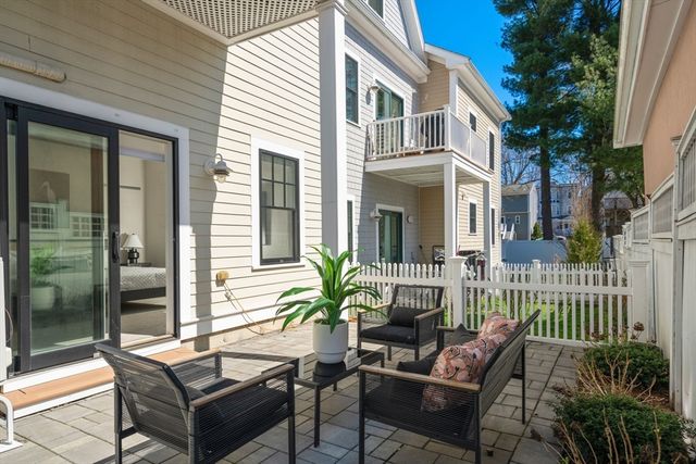 30 Park St 4, Boston, MA 02122