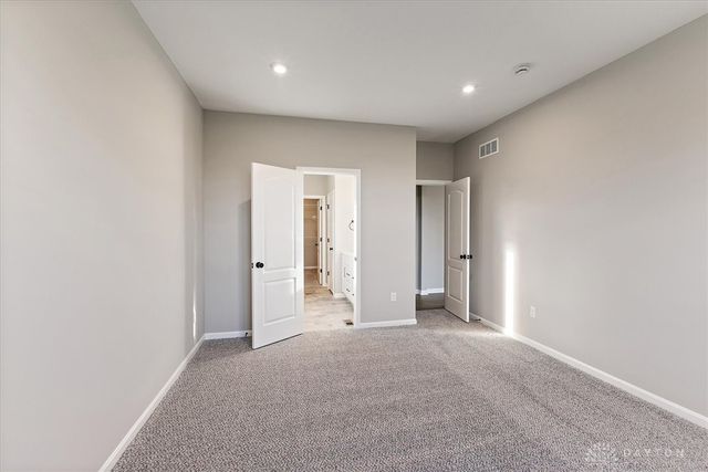 435 Snowdrop Drive, Yellow Springs Vlg, OH 45387