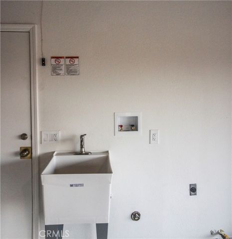 6736 Summit Valley, Hesperia, CA 92345