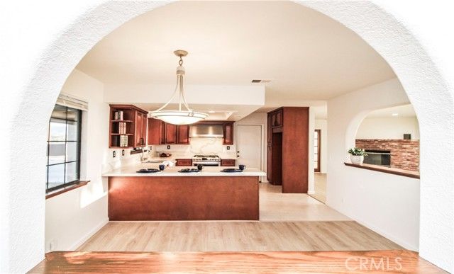 6736 Summit Valley, Hesperia, CA 92345