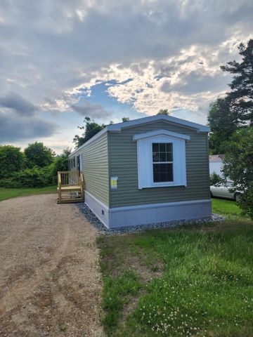 29 Curtis Avenue, Rutland City, VT 05701