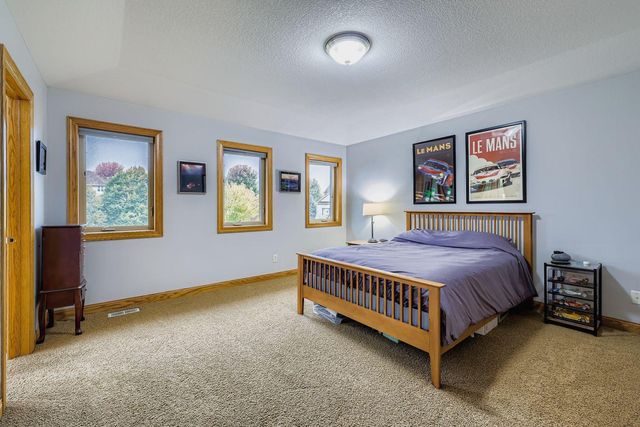 10609 Welcome Drive N, Brooklyn Park, MN 55443