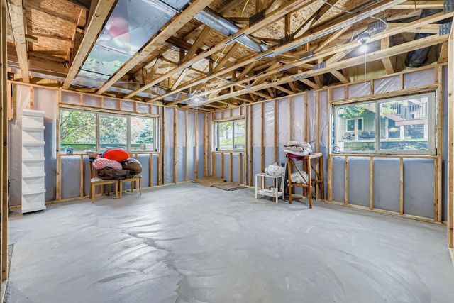 10609 Welcome Drive N, Brooklyn Park, MN 55443