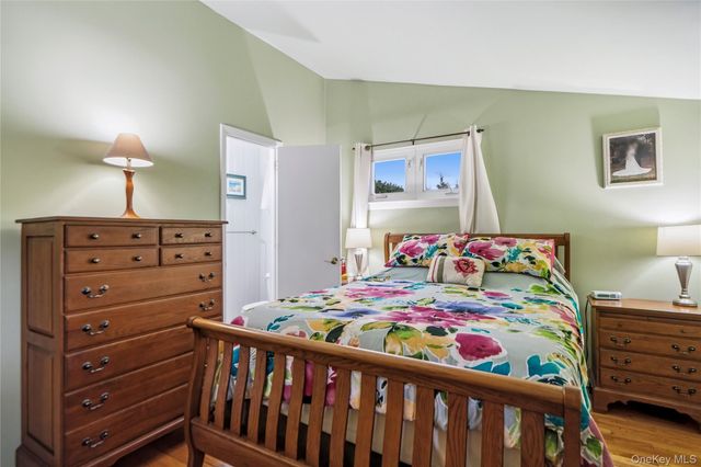 90 W 14th Street, Deer Park, NY 11729