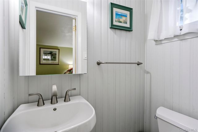90 W 14th Street, Deer Park, NY 11729