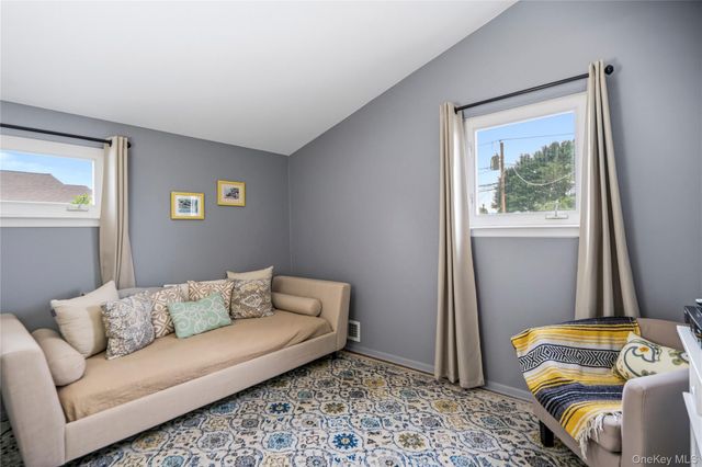90 W 14th Street, Deer Park, NY 11729