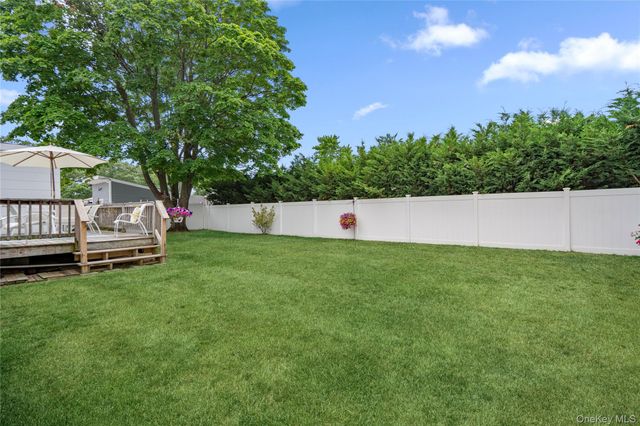 90 W 14th Street, Deer Park, NY 11729