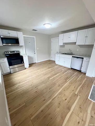 631 S 26th Street, South Bend, IN 46615