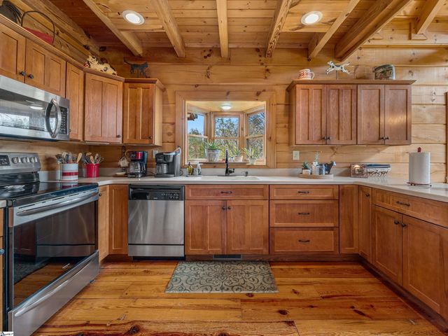 320 Pulpwood Yard Road, Jonesville, SC 29353