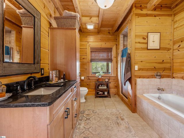 320 Pulpwood Yard Road, Jonesville, SC 29353