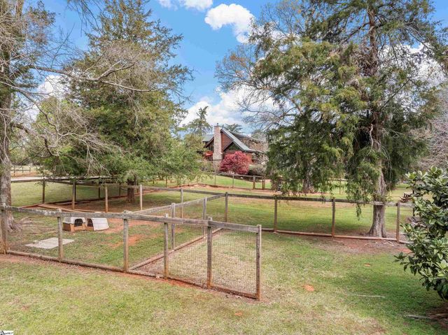 320 Pulpwood Yard Road, Jonesville, SC 29353