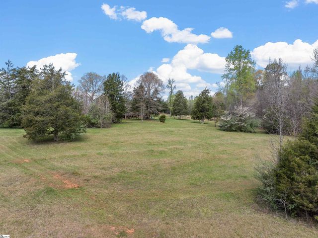 320 Pulpwood Yard Road, Jonesville, SC 29353