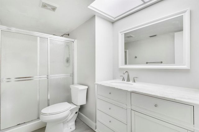 1200 SE Parkview Place F3, Stuart, FL 34994