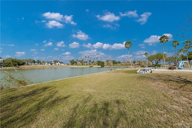 731 Lion Lake S Drive, Weslaco, TX 78596