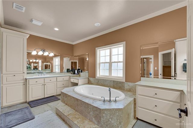 731 Lion Lake S Drive, Weslaco, TX 78596