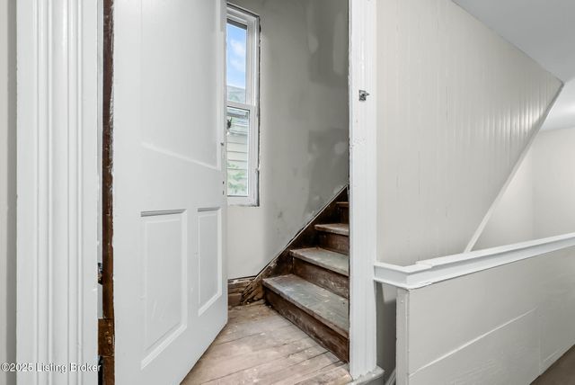 1273 S Preston St, Louisville, KY 40203